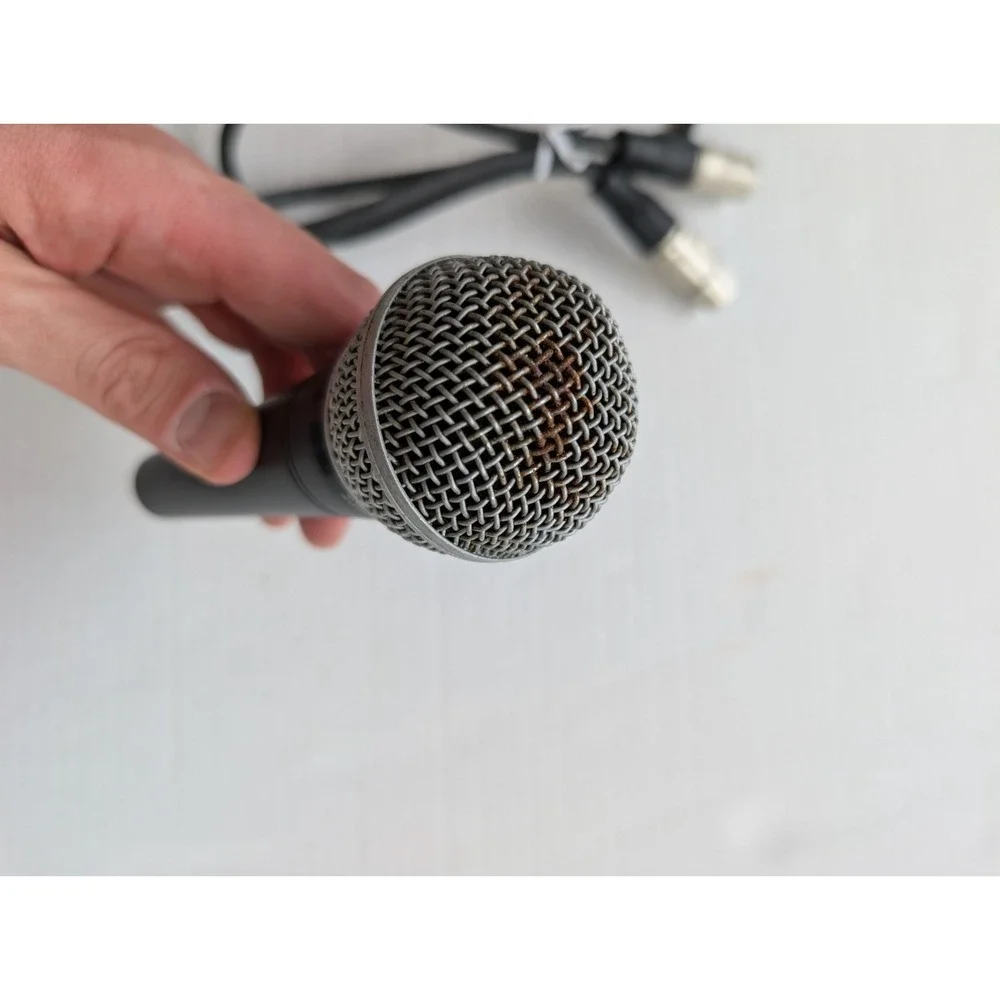 READ Shure SM48 Dynamic Wired Professional Microphone UNTESTED AS-IS
